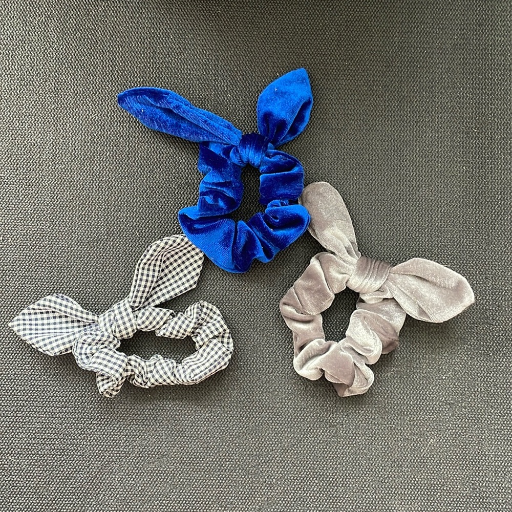 Bunny Ear Scrunchies 3pc
